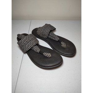 Sanuk Wens Size 9 Flip Flops